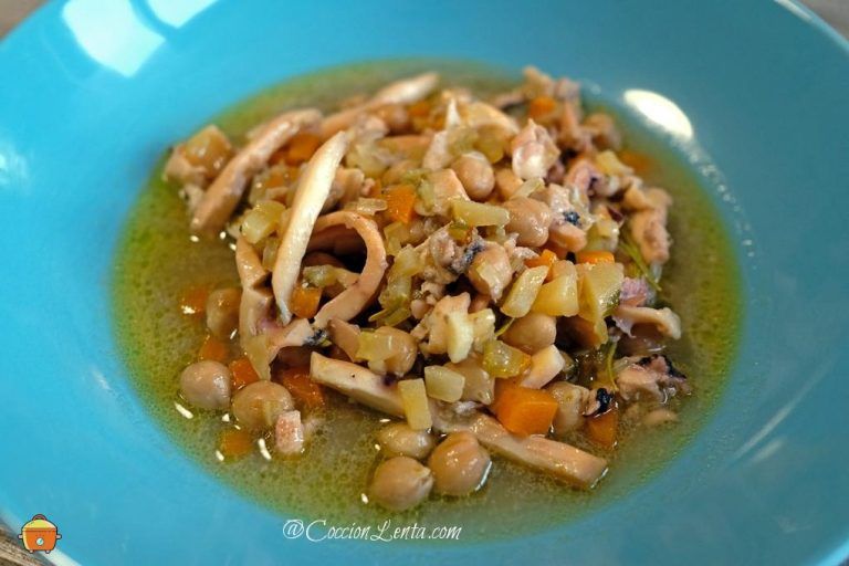 Sopa de sepia y garbanzos